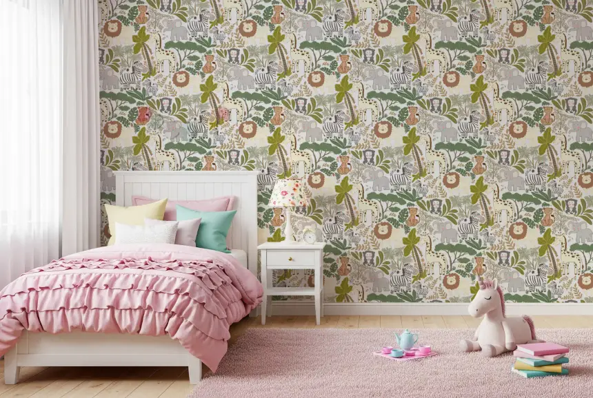 Safari Friends' Playful Jungle Wallpaper