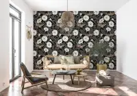 Elegant Moonflower and Sphinx Moth Pattern Wallpaper