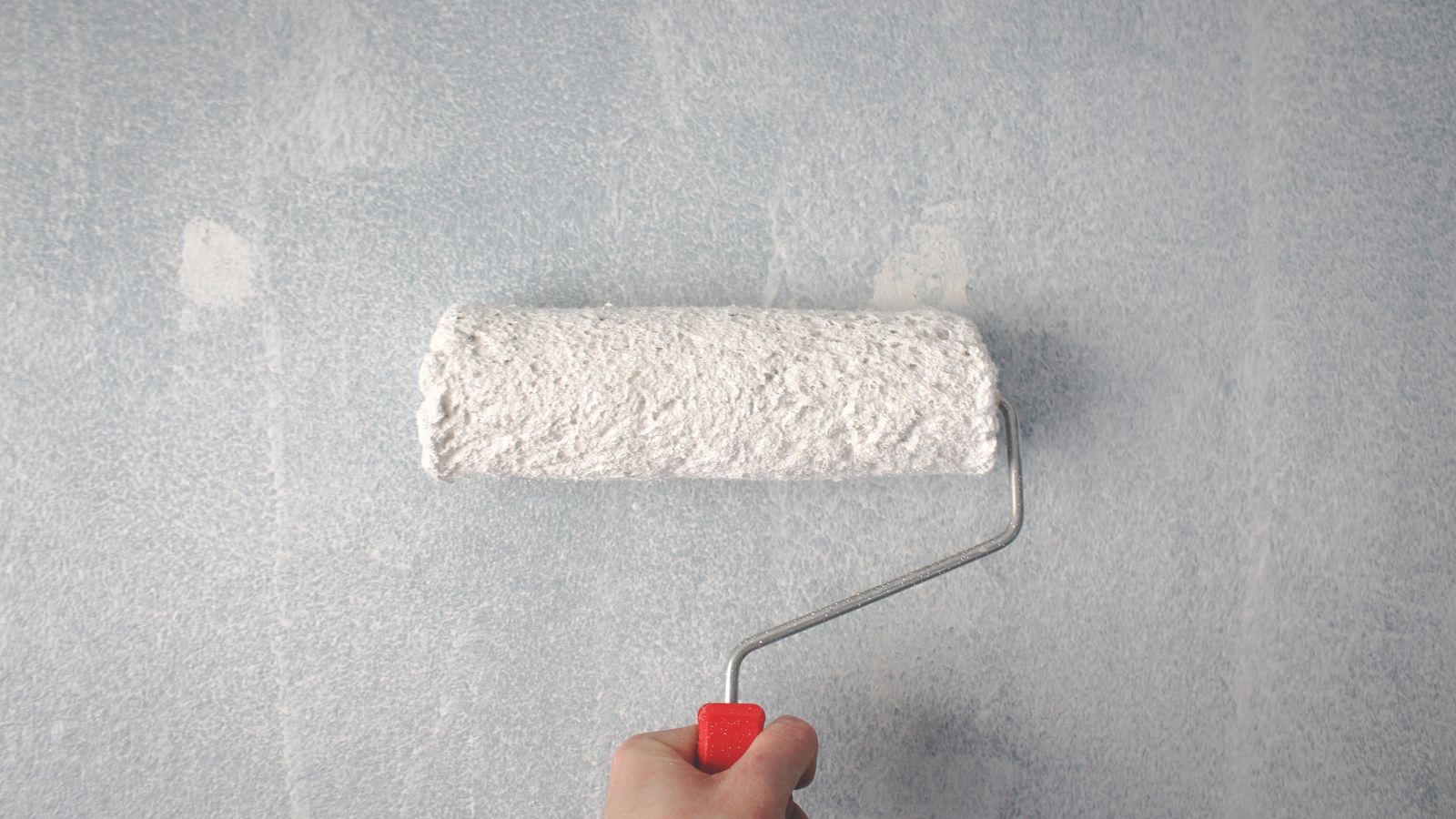 Wallpaper vs Paint: Which Is Better for Your Home?